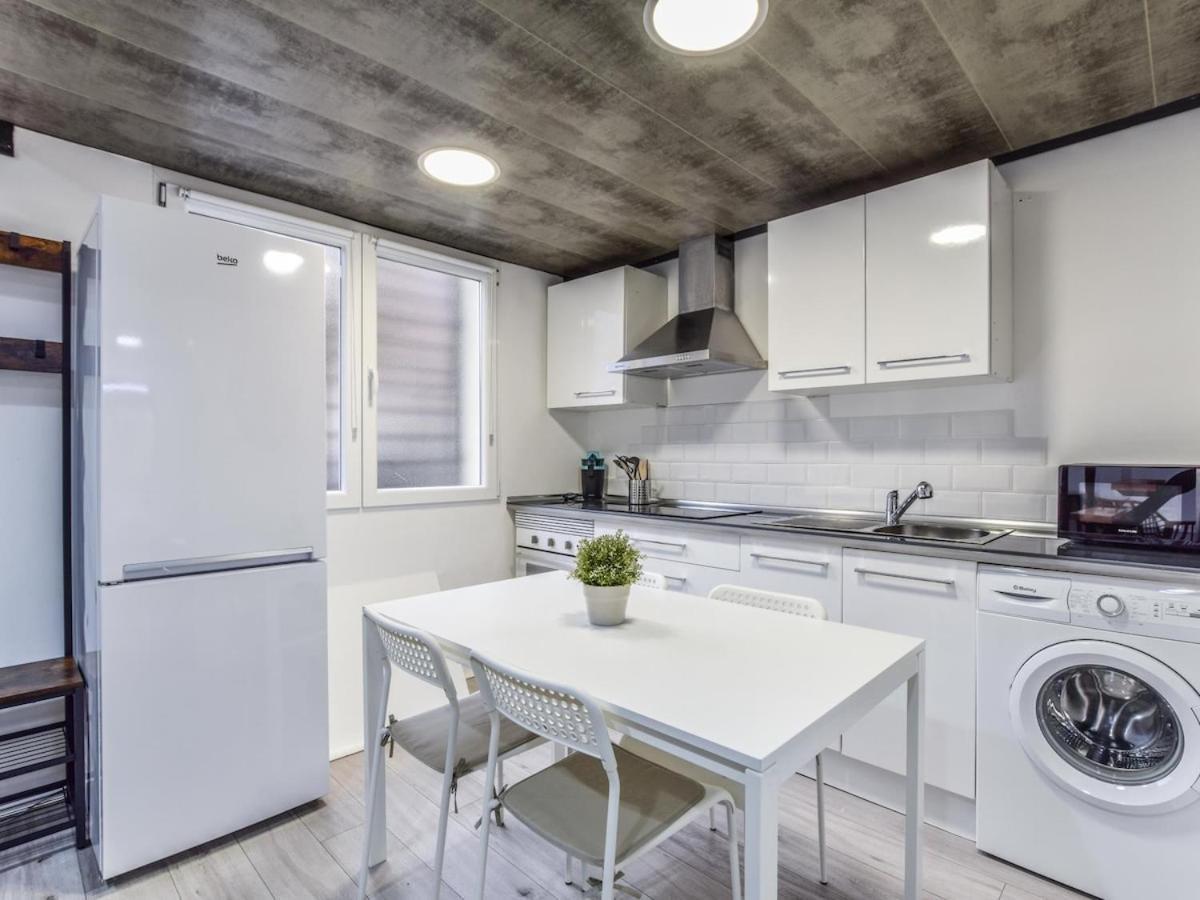 Lofts Reformados En El Bernabeu Alquiler Temporal Apartment Madrid Luaran gambar