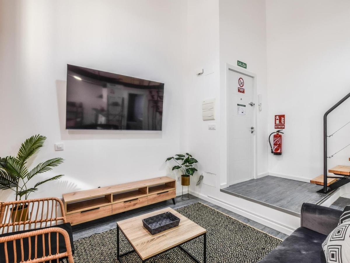 Lofts Reformados En El Bernabeu Alquiler Temporal Apartment Madrid Luaran gambar
